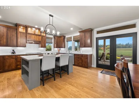 15560 NE Eilers Road Aurora OR 97002