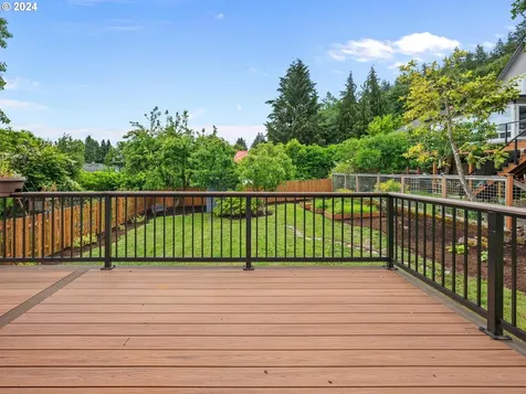 7124 Se Yamhill Street Portland OR 97215
