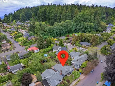 7124 Se Yamhill Street Portland OR 97215