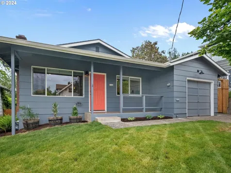 7124 Se Yamhill Street Portland OR 97215