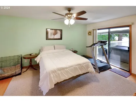 934 Weaver Lane Brookings OR 97415