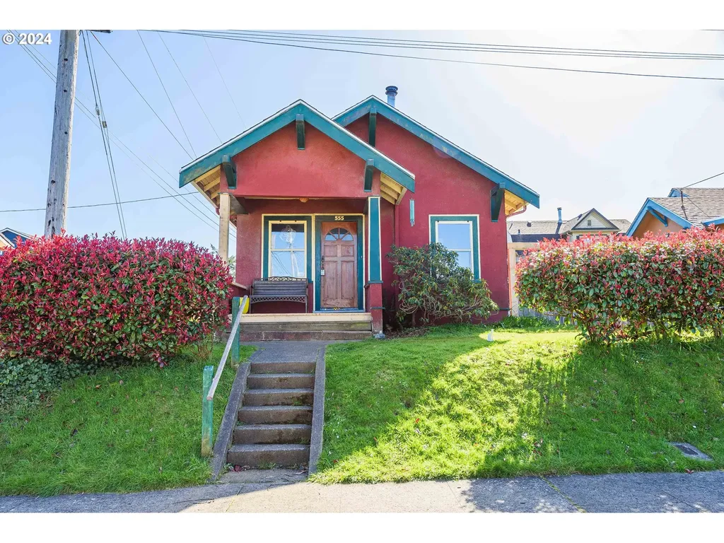 555 Delaware Street North Bend OR 97459