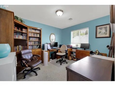 205 Buttercup Loop Cottage Grove OR 97424