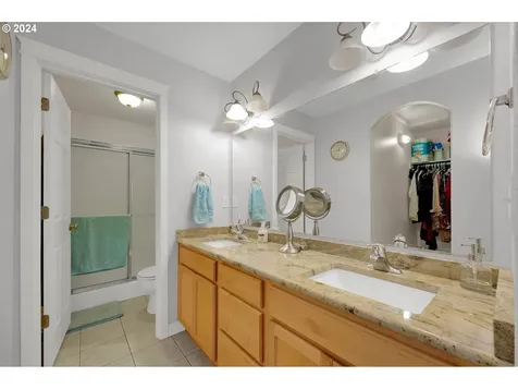 205 Buttercup Loop Cottage Grove OR 97424