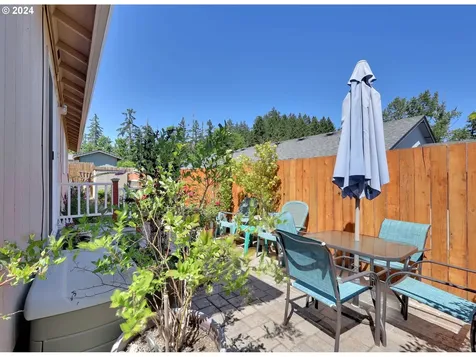 205 Buttercup Loop Cottage Grove OR 97424