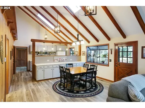 18155 S Abiqua Road NE Silverton OR 97381