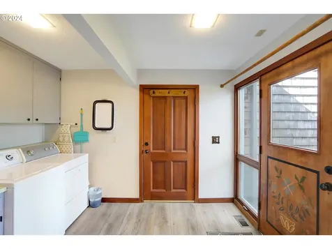 18155 S Abiqua Road NE Silverton OR 97381