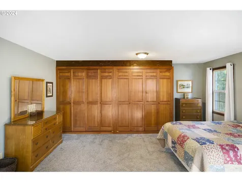 18155 S Abiqua Road NE Silverton OR 97381