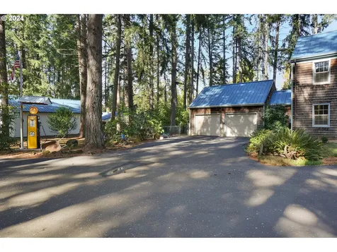 18155 S Abiqua Road NE Silverton OR 97381