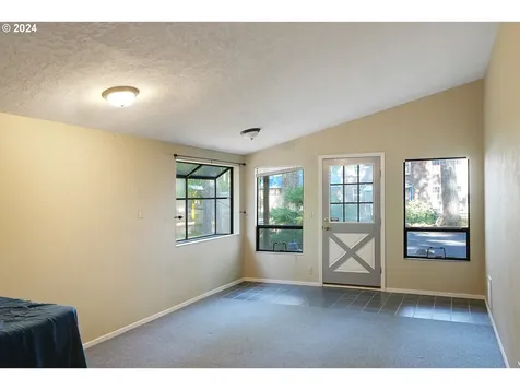 18155 S Abiqua Road NE Silverton OR 97381
