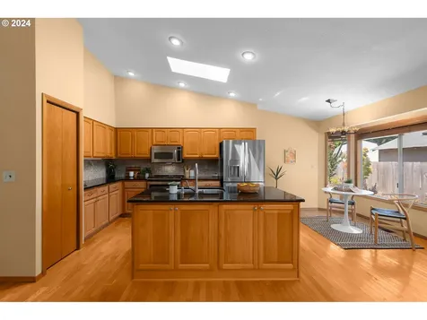 17375 Nw Brickstone Court Beaverton OR 97006