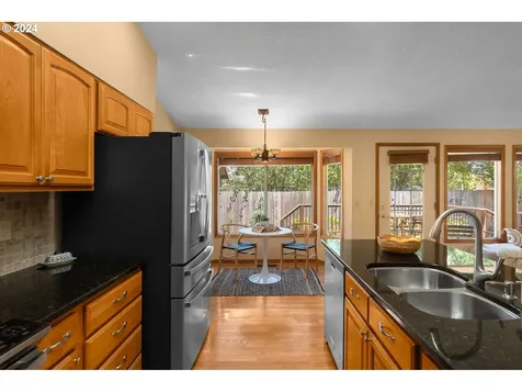 17375 Nw Brickstone Court Beaverton OR 97006