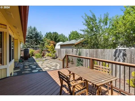 17375 Nw Brickstone Court Beaverton OR 97006