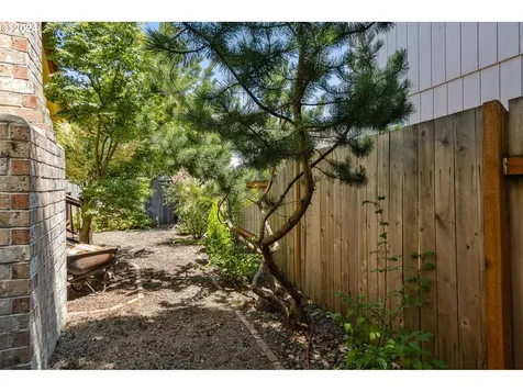 17375 Nw Brickstone Court Beaverton OR 97006