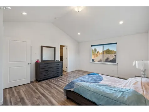 2864 SE Baker Avenue Gresham OR 97080