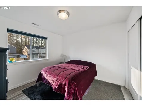 2864 SE Baker Avenue Gresham OR 97080