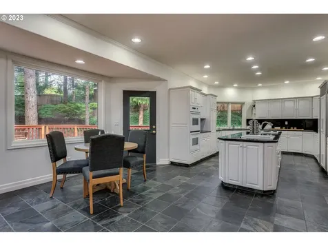 2728 NE 42nd Circle Vancouver WA 98663