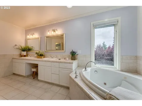 2728 NE 42nd Circle Vancouver WA 98663