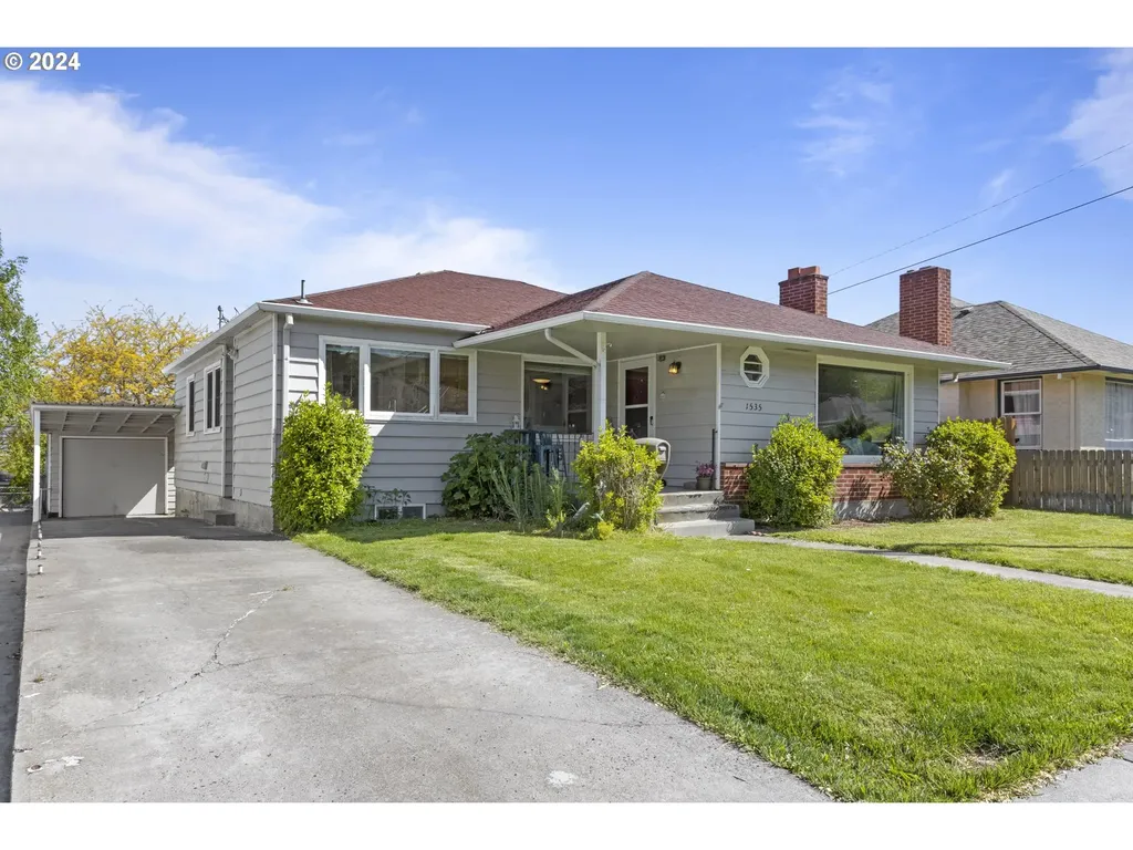 1535 E 10th Street The Dalles OR 97058