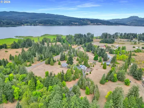 32253 Wilson Creek Road Cottage Grove OR 97424