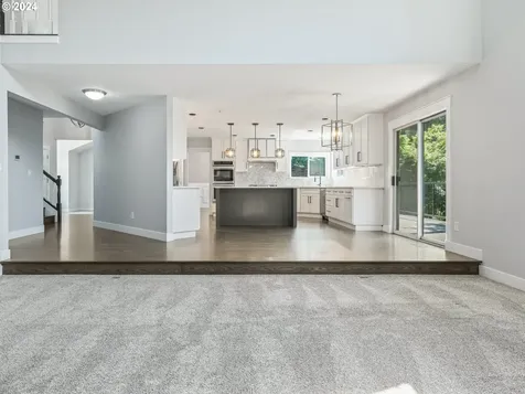 506 Se 14th Court Gresham OR 97080