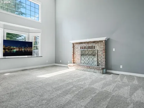 506 Se 14th Court Gresham OR 97080