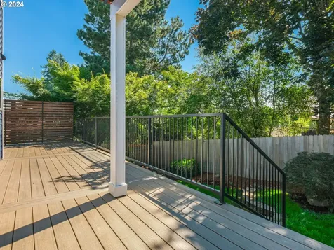 506 Se 14th Court Gresham OR 97080