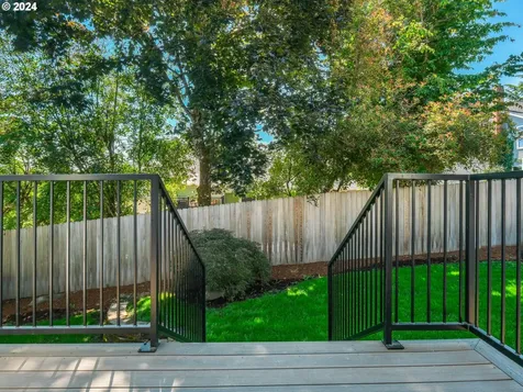 506 Se 14th Court Gresham OR 97080