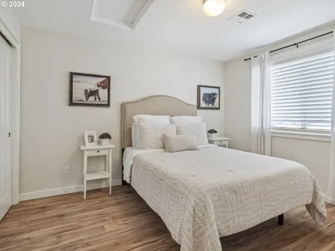 609 Royal Tern Avenue Halsey OR 97348