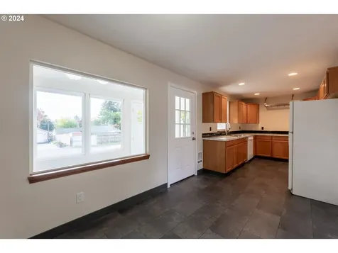 4719 NE 18th Court Vancouver WA 98663