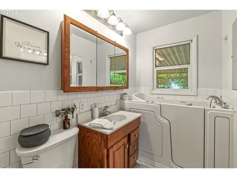 8901 E Mill Plain Boulevard Vancouver WA 98664