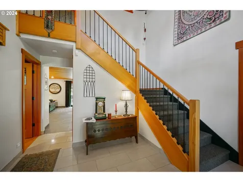 8177 Saghalie Drive S Salem OR 97306