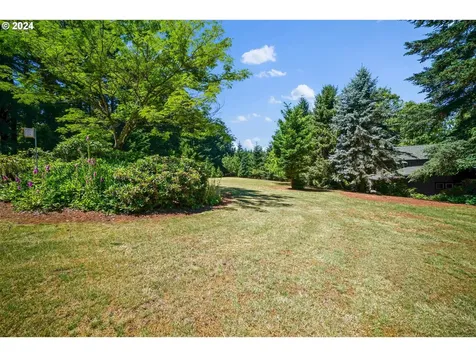 8177 Saghalie Drive S Salem OR 97306