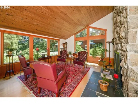8177 Saghalie Drive S Salem OR 97306