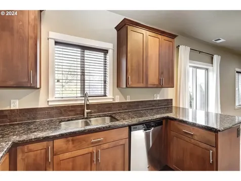 2743 Hidden Meadow Drive Mcminnville OR 97128