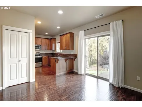2743 Hidden Meadow Drive Mcminnville OR 97128