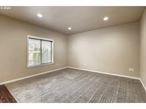 2743 Hidden Meadow Drive Mcminnville OR 97128