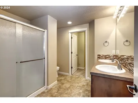 2743 Hidden Meadow Drive Mcminnville OR 97128