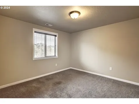 2743 Hidden Meadow Drive Mcminnville OR 97128