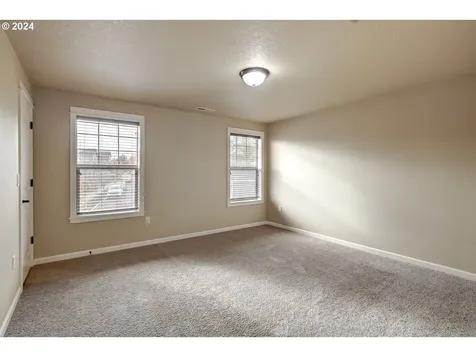 2743 Hidden Meadow Drive Mcminnville OR 97128