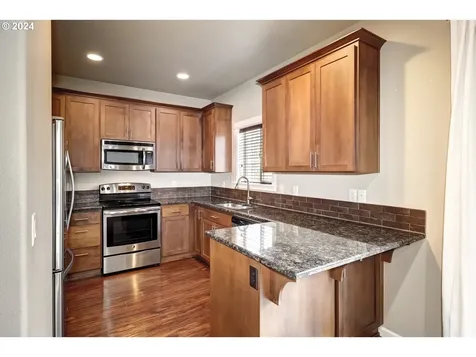 2743 Hidden Meadow Drive Mcminnville OR 97128
