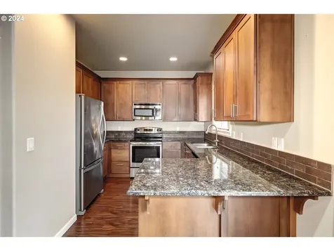 2743 Hidden Meadow Drive Mcminnville OR 97128