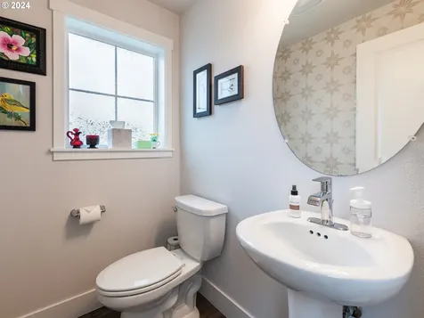 16052 NW Pristine Lane Portland OR 97229