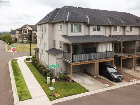 16052 NW Pristine Lane Portland OR 97229