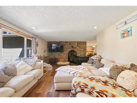 7655 Doughty Road Tillamook OR 97141