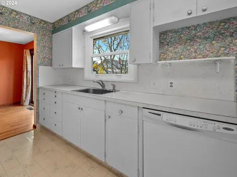 3005 SE 54th Avenue Portland OR 97206