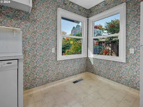 3005 SE 54th Avenue Portland OR 97206