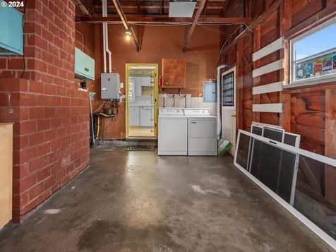 3005 SE 54th Avenue Portland OR 97206