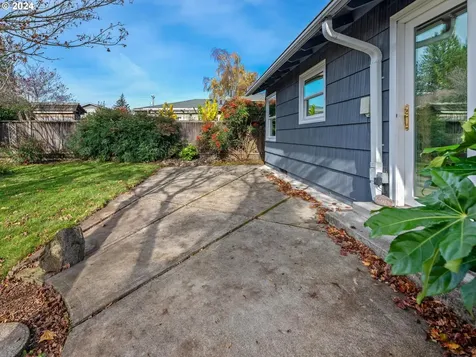 3005 SE 54th Avenue Portland OR 97206