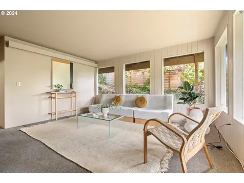 4239 Sw Altadena Avenue Portland OR 97239
